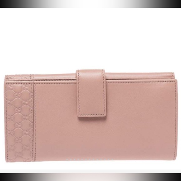 Gucci Handbags - Gucci Blush Pink Leather Continental Wallet